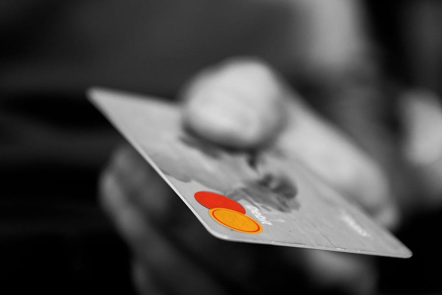 Taux d’intérêt élevés et inflation : l’endettement des ménages explose